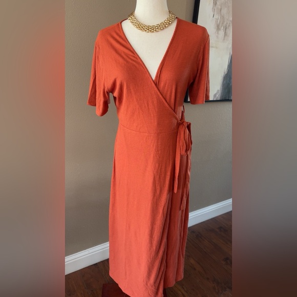 Wrap ribbed stretchy and soft midi dress medium - Picture 7 of 11
